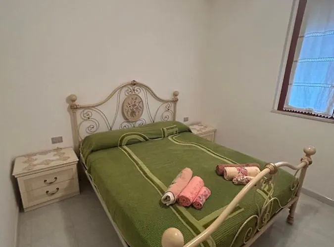Pm 15 Via Liguria Guest House