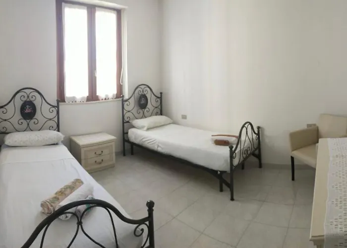 Pm 15 Via Liguria Guest House